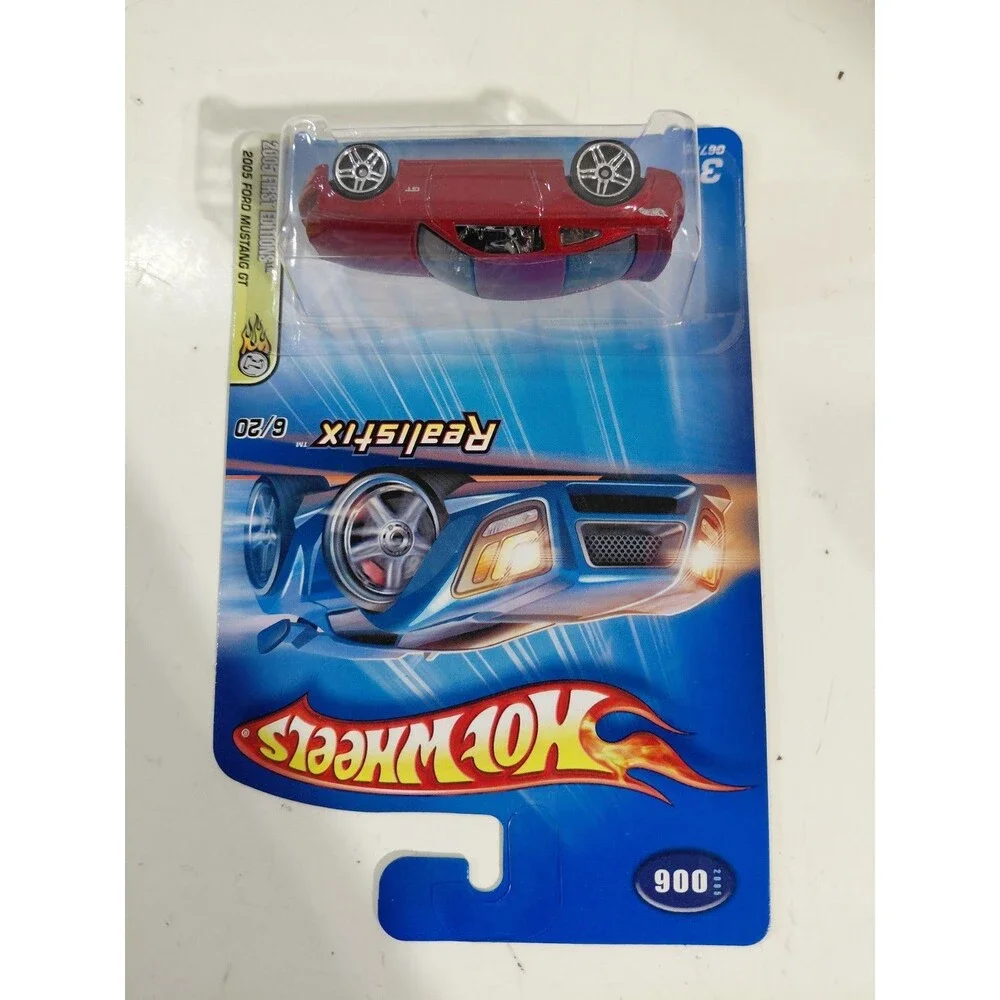 NIP Hot Wheels 2005 First Edition 1:64 Die Cast Ford Mustang GT Muscle Car B